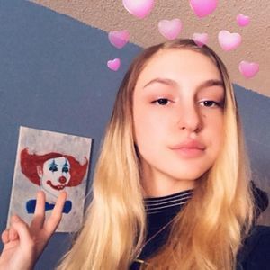 Meet your Posher, Clare